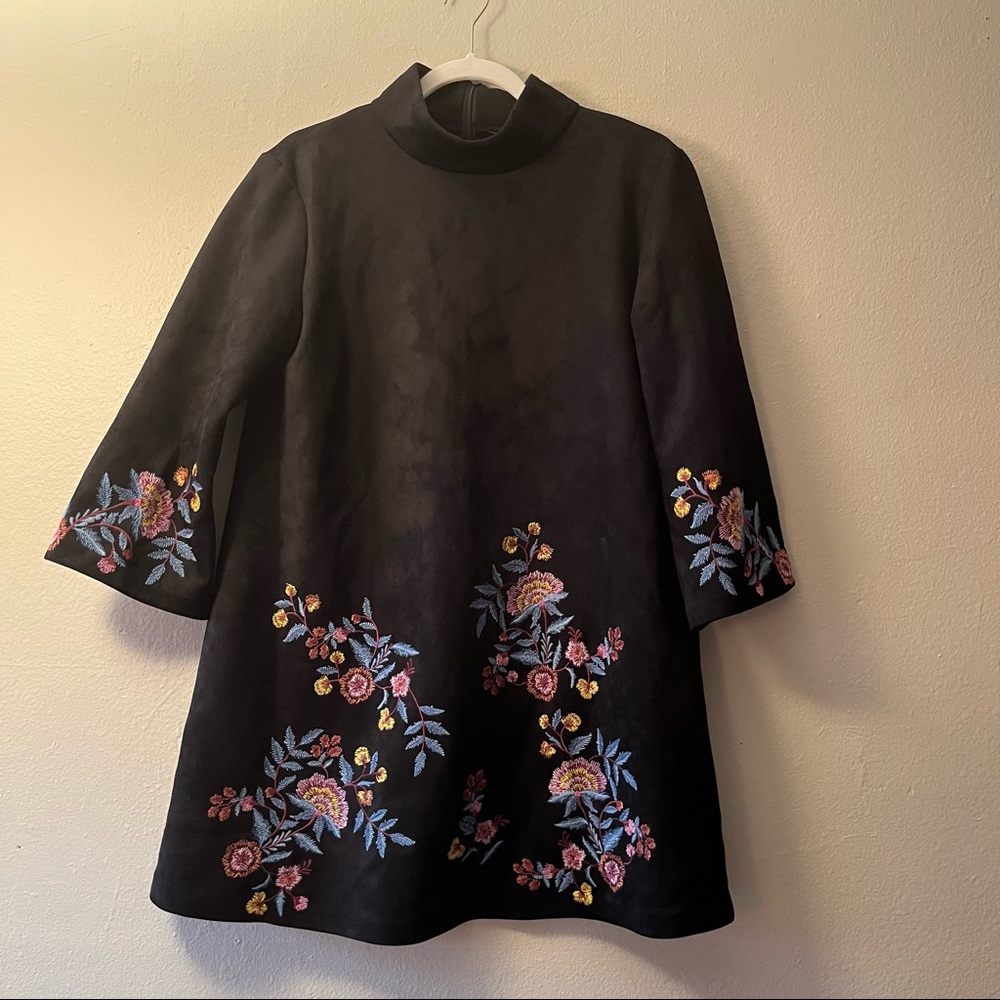 Zara embroidered boho velvet bell sleeves dress sz Large